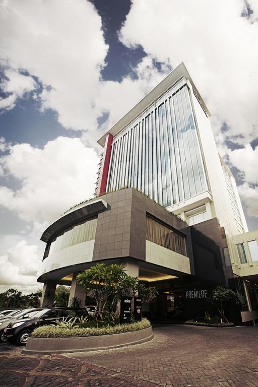 The Premiere Hotel Pekanbaru Εξωτερικό φωτογραφία