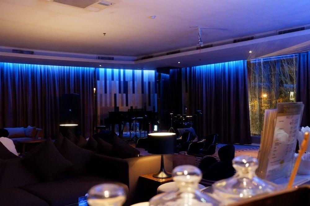 The Premiere Hotel Pekanbaru Εξωτερικό φωτογραφία