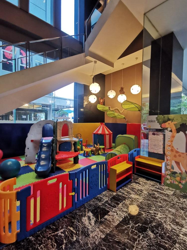 The Premiere Hotel Pekanbaru Εξωτερικό φωτογραφία