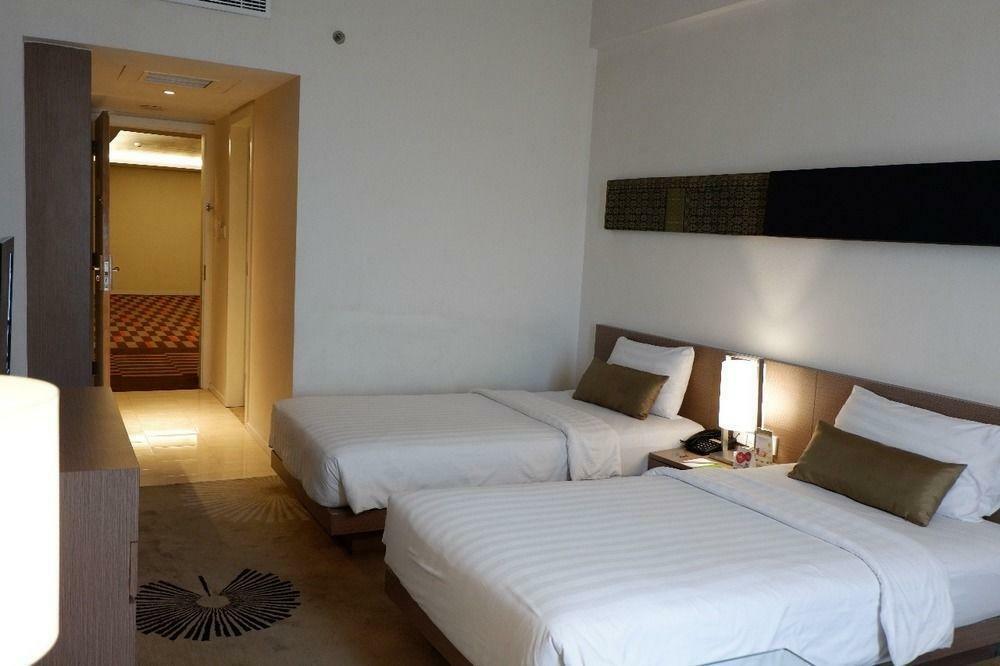 The Premiere Hotel Pekanbaru Εξωτερικό φωτογραφία